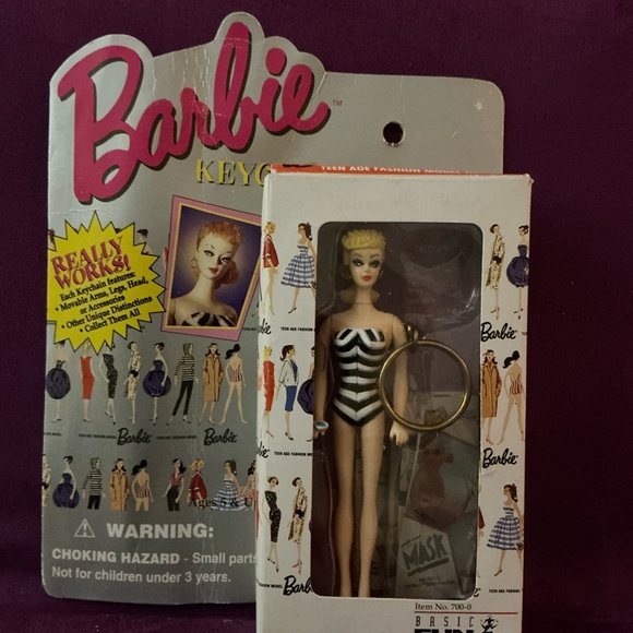 BARBIE Vintage Reproduction Original 1959 Barbie Keychain - Picture 3 of 9